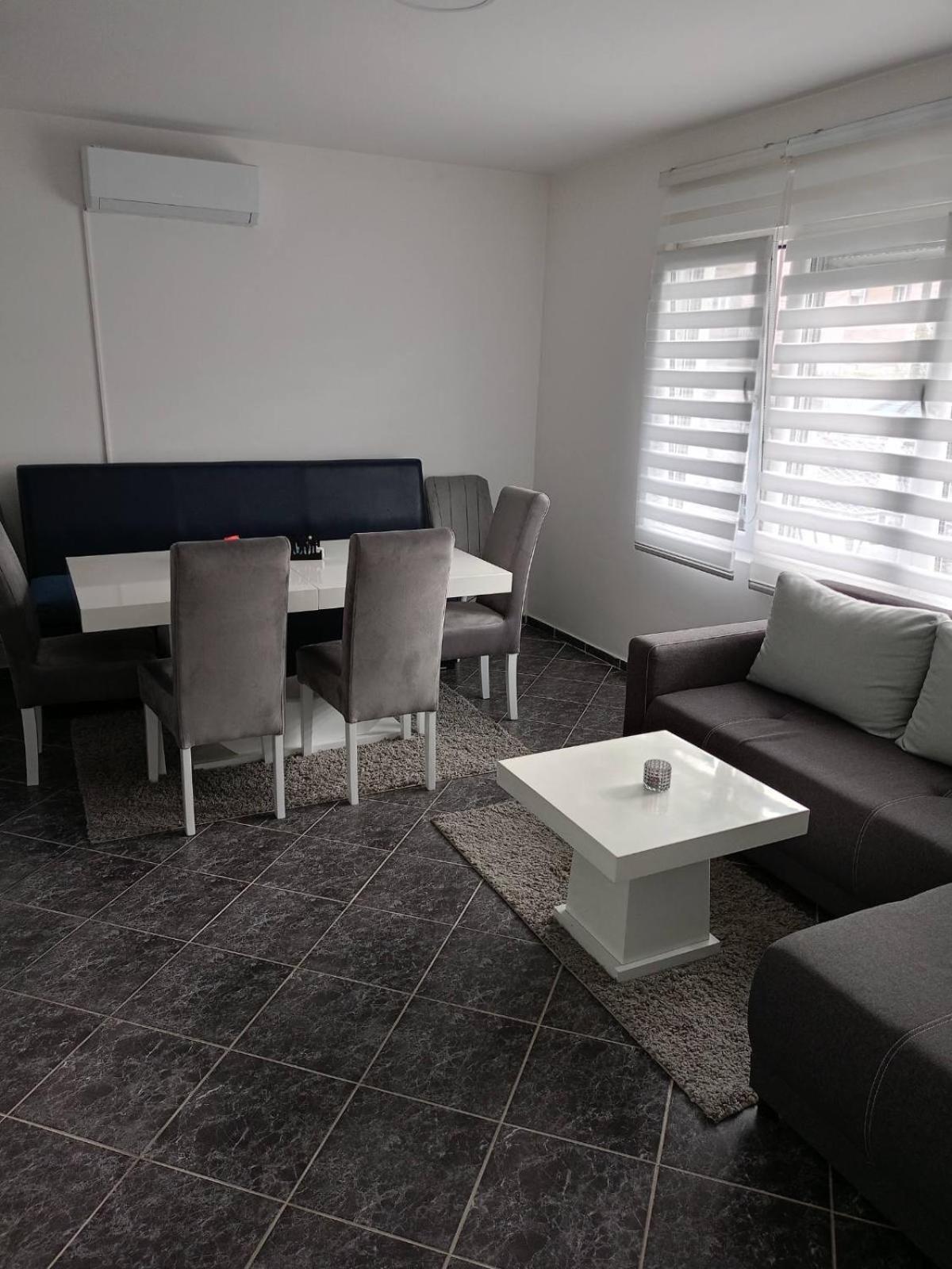 Gostinska Kuca Apartamento Leskovac  Exterior foto